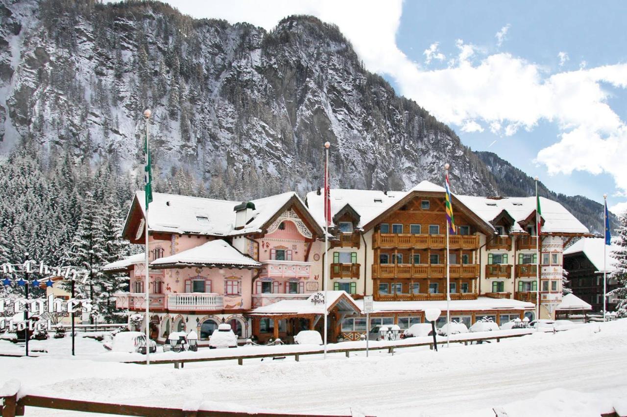 Hotel Soreghes Gran Chalet Campitello di Fassa Eksteriør billede